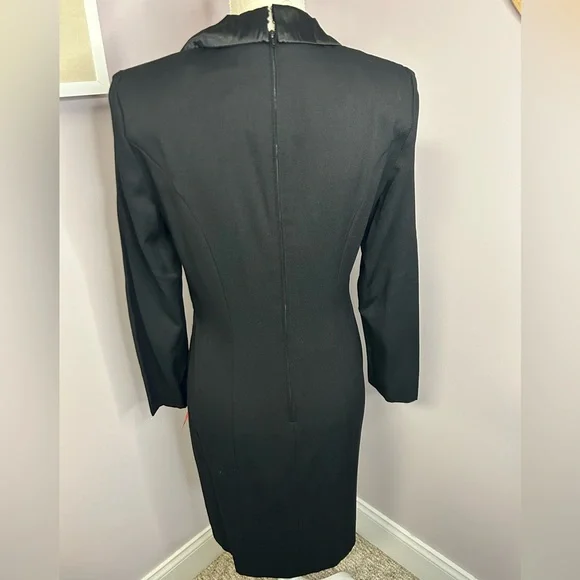 Women’s long sleeve size 8 black one piece dress. Jacket look-but all attached. - Picture 6 of 11